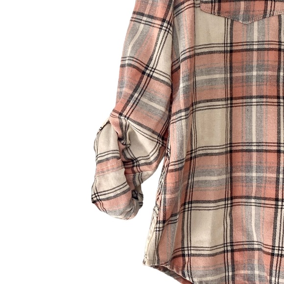 Hollister Flannel Half Button 3/4 Sleeves or Long Sleeves Size Medium - Picture 4 of 9